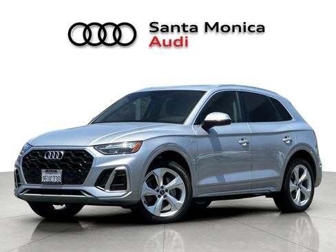 Used 2023 Audi Q5 2.0T Premium Plus w/ Premium Plus Package AWD/4WD image 1