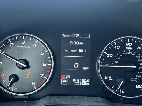 Used 2022 Subaru Legacy Premium AWD/4WD image 13