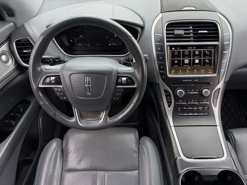 Used 2019 Lincoln Nautilus Reserve w/ Ultimate Package AWD/4WD image 11