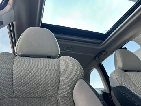 Used 2024 Subaru Forester Premium image 17