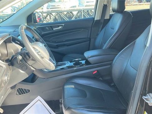 Used 2016 Ford Edge Titanium w/ Equipment Group 302A image 16