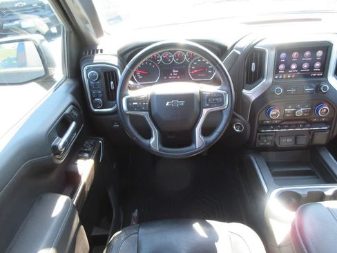 Certified 2020 Chevrolet Silverado 1500 LT Trail Boss AWD/4WD image 17