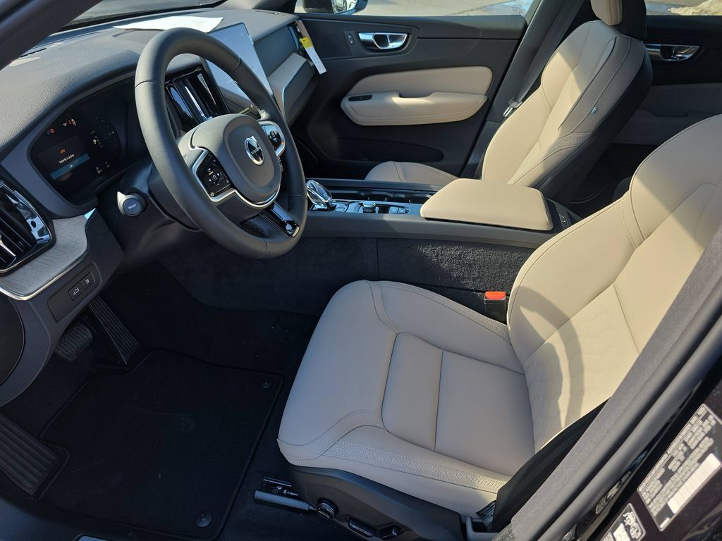 New 2026 Volvo XC60 T8 Core w/ Climate Package AWD/4WD image 8