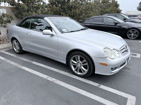 Used 2007 Mercedes-Benz CLK 350 Cabriolet image 6