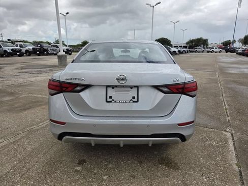 Used 2023 Nissan Sentra SV FWD image 17