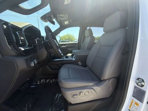 New 2026 GMC Sierra 2500 SLT w/ SLT Convenience Package AWD/4WD image 19