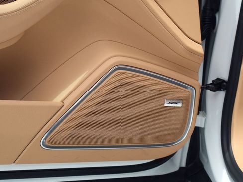 Certified 2023 Porsche Panamera Platinum Edition RWD image 13