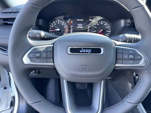 New 2026 Jeep Compass Latitude AWD/4WD image 14