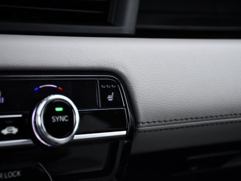 New 2025 Honda Pilot Touring image 15