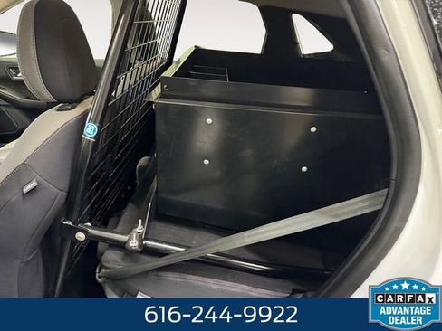 Used 2020 Ford Escape SE image 21