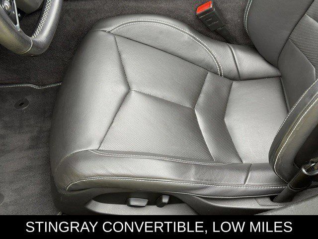 Used 2024 Chevrolet Corvette Stingray Convertible w/ 1LT RWD image 28