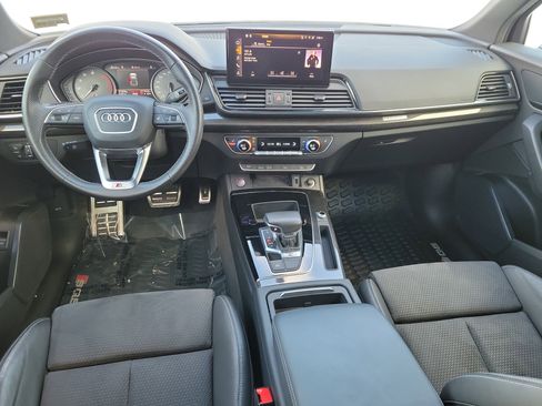 Used 2022 Audi SQ5 Premium image 3