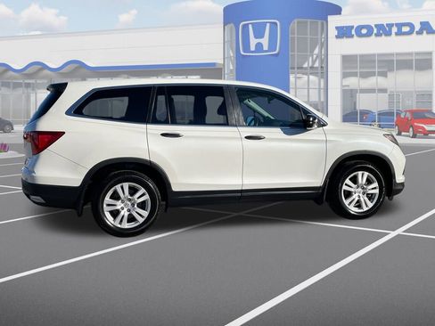 Used 2017 Honda Pilot LX image 10