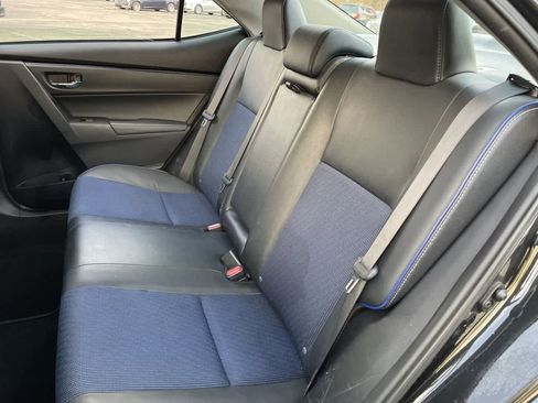 Used 2017 Toyota Corolla SE image 18