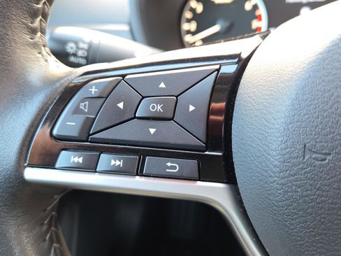 Certified 2024 Nissan Altima 2.5 SV w/ SV Premium Package image 30