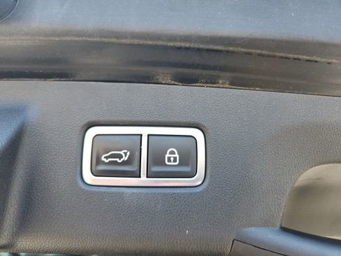 Used 2021 Kia Sorento SX image 19