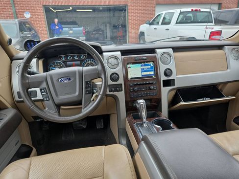 Used 2012 Ford F150 Lariat w/ Lariat Chrome Pkg image 12