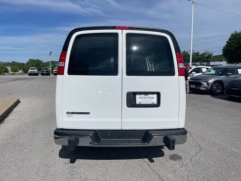 Used 2024 Chevrolet Express 2500 w/ Driver Convenience Package RWD image 30