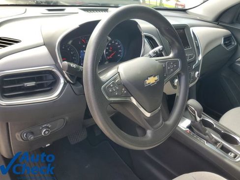Used 2022 Chevrolet Equinox LS w/ LS Convenience Package FWD image 17