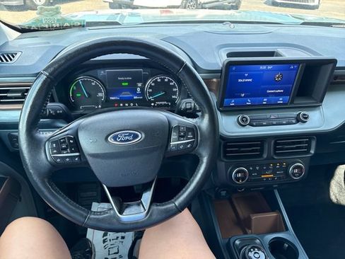 Used 2022 Ford Maverick Lariat w/ Lariat Luxury Package FWD image 10