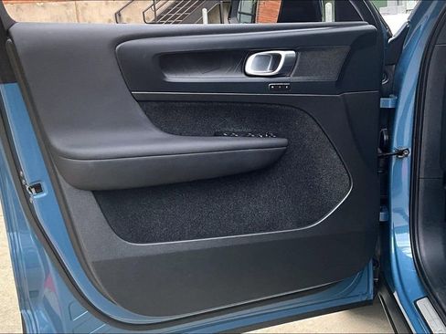 Used 2023 Volvo C40 Recharge Core w/ Climate Package AWD/4WD image 24