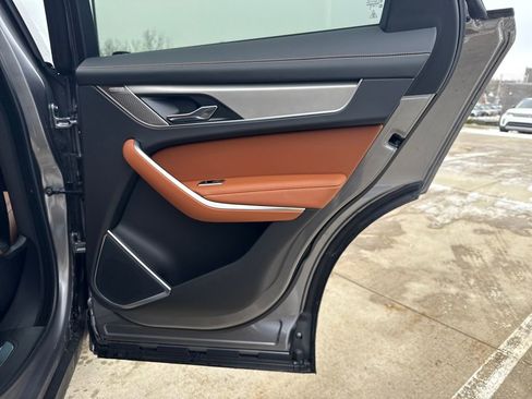 New 2026 Jaguar F-PACE R-Dynamic S AWD/4WD image 17