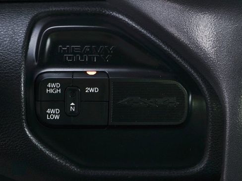 Used 2022 RAM 3500 Big Horn image 31