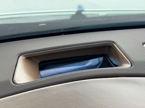 Used 2016 Cadillac Escalade ESV Platinum image 35