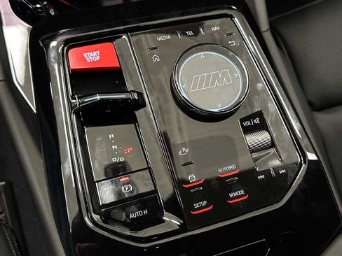 Used 2025 BMW M5 w/ Carbon Package image 29