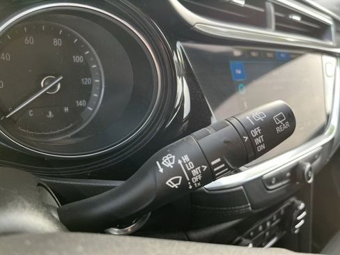 Used 2022 Buick Encore GX Select w/ Advanced Technology Package image 18