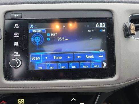 Used 2021 Honda HR-V EX image 16