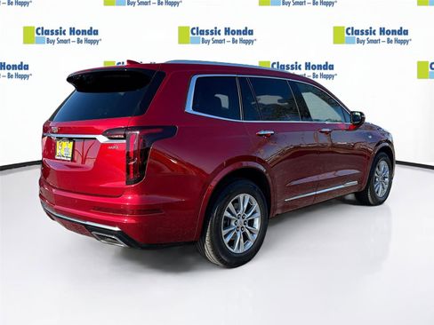 Used 2021 Cadillac XT6 Luxury image 8