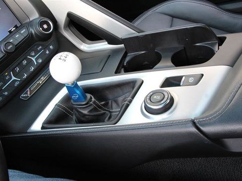 Used 2015 Chevrolet Corvette Stingray Coupe w/ 2LT Preferred Equipment Group image 18