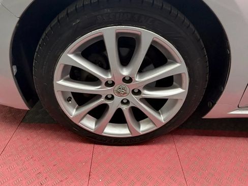 Used 2013 Toyota Avalon XLE Touring FWD image 29