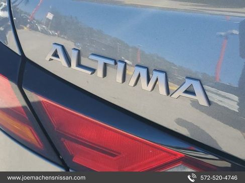 New 2026 Nissan Altima 2.5 SR FWD image 10