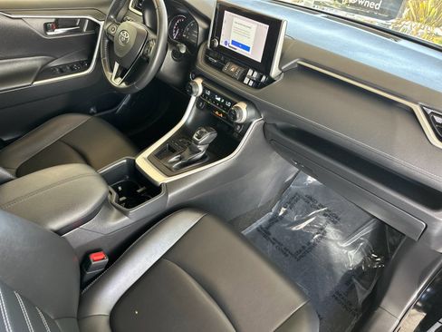 Used 2023 Toyota RAV4 XLE Premium FWD image 18