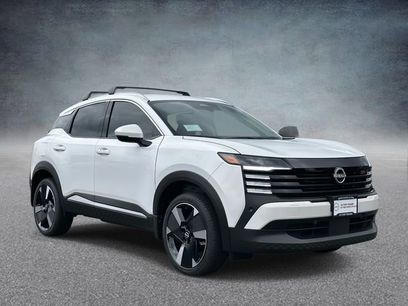 New 2025 Nissan Kicks SR