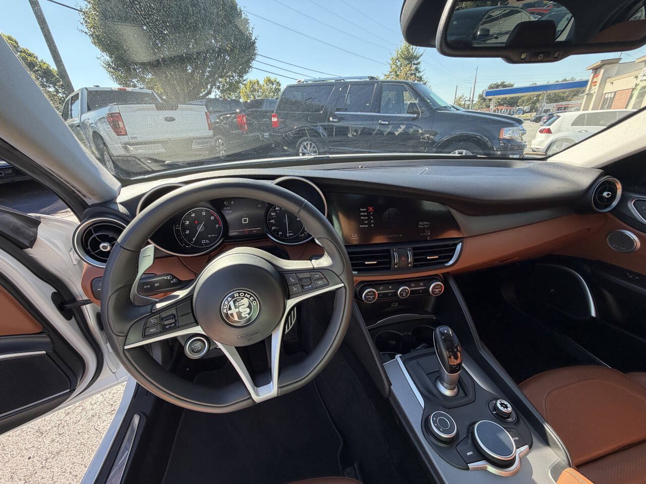Used 2017 Alfa Romeo Giulia Ti w/ TI 19" Sport Package AWD/4WD image 16