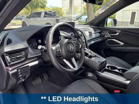 Used 2025 Acura RDX SH-AWD image 19