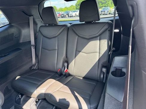 Used 2020 Cadillac XT6 Premium Luxury AWD/4WD image 12