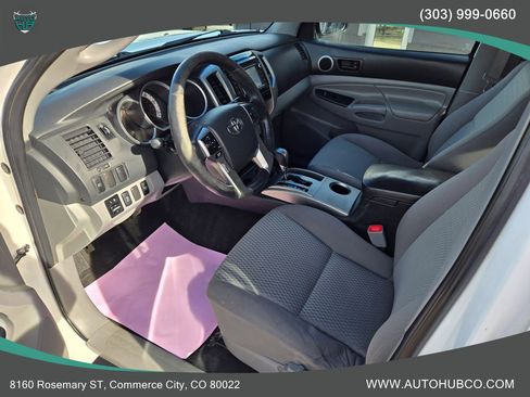 Used 2015 Toyota Tacoma 4x4 Double Cab w/ SR5 Package image 8