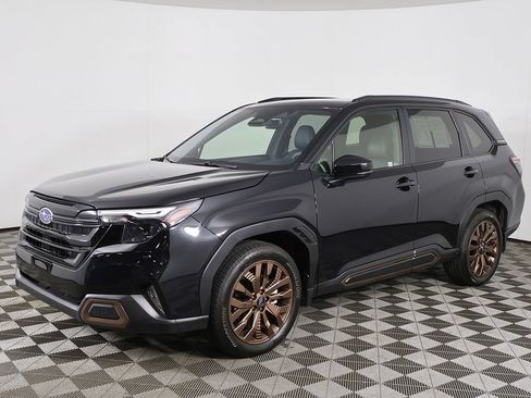 Used 2025 Subaru Forester Sport AWD/4WD image 9