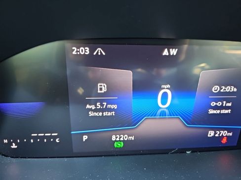Used 2025 Volkswagen Taos SE AWD/4WD image 24