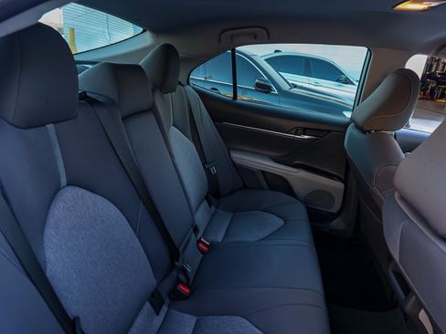 Used 2022 Toyota Camry LE image 17