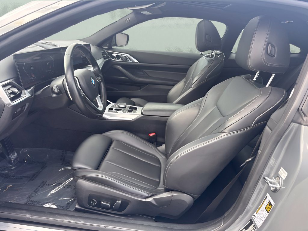 Used 2024 BMW 430i Coupe w/ Premium Package RWD image 9