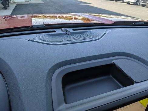 New 2024 Ford Maverick Lariat w/ Black Appearance Package image 28