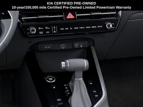 Certified 2025 Kia Niro EX FWD image 23
