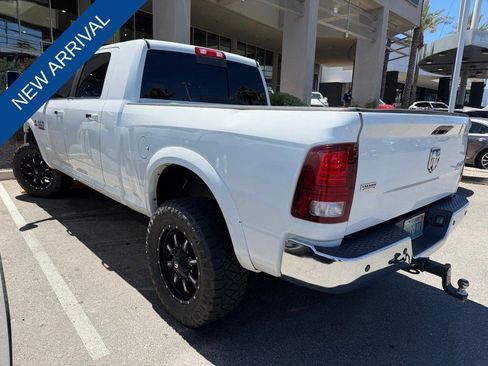 Used 2014 RAM 2500 Laramie w/ Convenience Group AWD/4WD image 3
