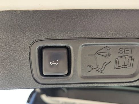 Used 2020 Ford Expedition Max Platinum image 28