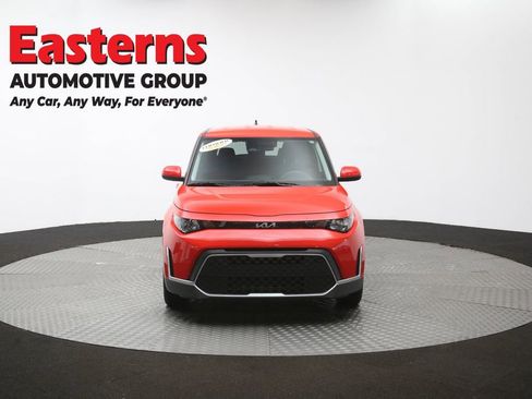 Used 2025 Kia Soul LX w/ LX Technology Package FWD image 52